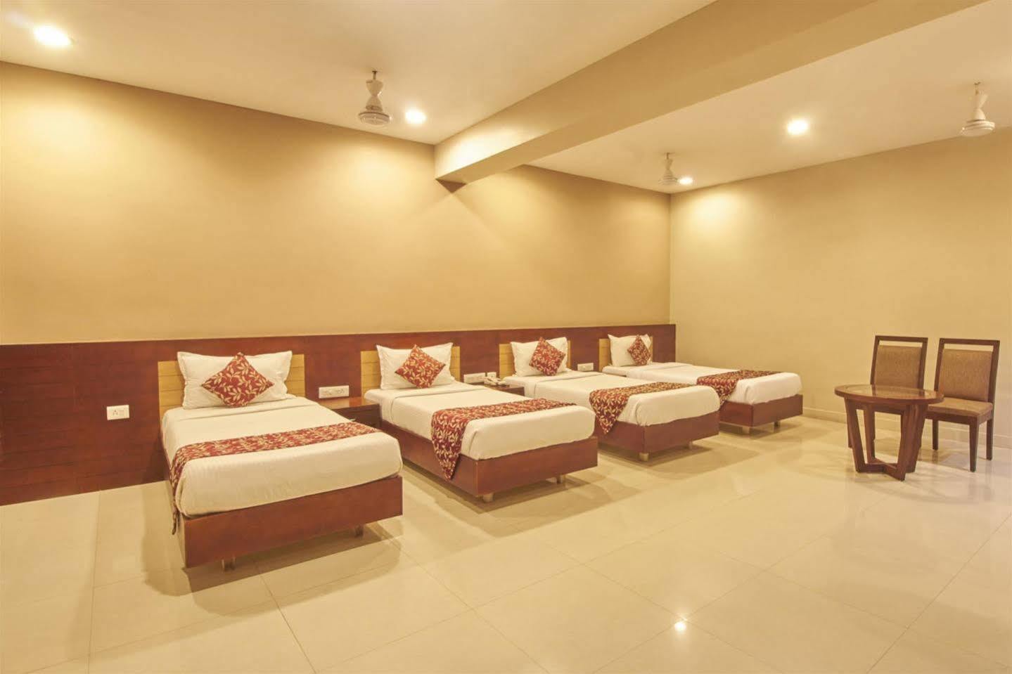 Pleasant Inn Pondicherry Exterior foto